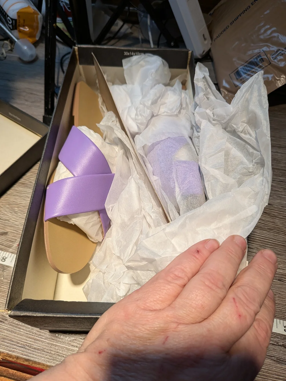 Saks Fifth Avenue New In Box Women’s Lilac Leather Slide Sandal Size 6.5